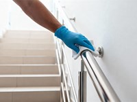 5 razones por las que externalizar la limpieza en la comunidad de vecinos sale más rentable