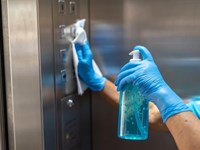 ¿Qué servicios de limpieza son imprescindibles en una comunidad de propietarios?